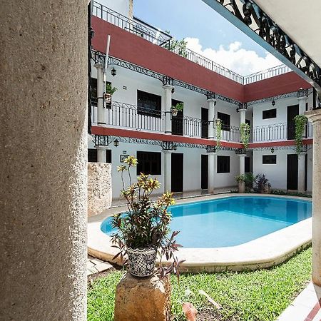 La Aurora Hotel Colonial Valladolid  Bagian luar foto