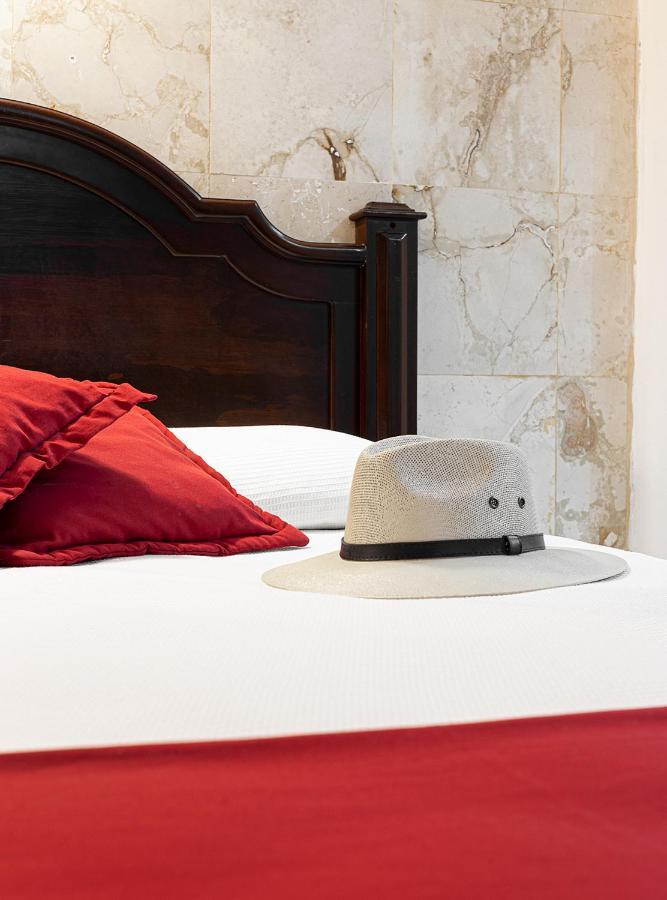 La Aurora Hotel Colonial Valladolid  Bagian luar foto