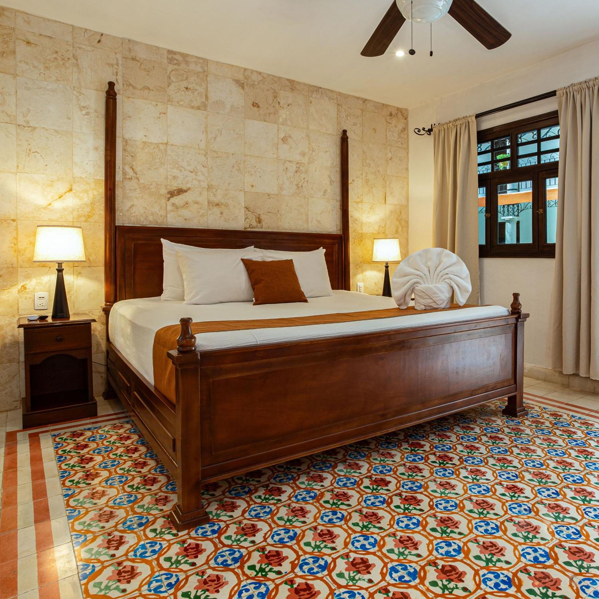 La Aurora Hotel Colonial Valladolid  Bagian luar foto